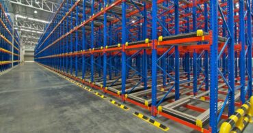 Automated Storage Systems in Warehouses